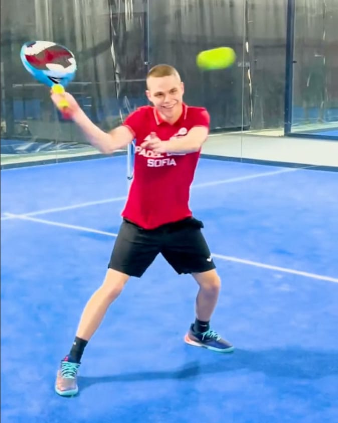 Александър Гюнов, треньор по падел в Padel Club Sofia